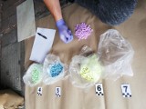 Sporo narkotyków w garażu na bydgoskim Błoniu [zdjęcia]