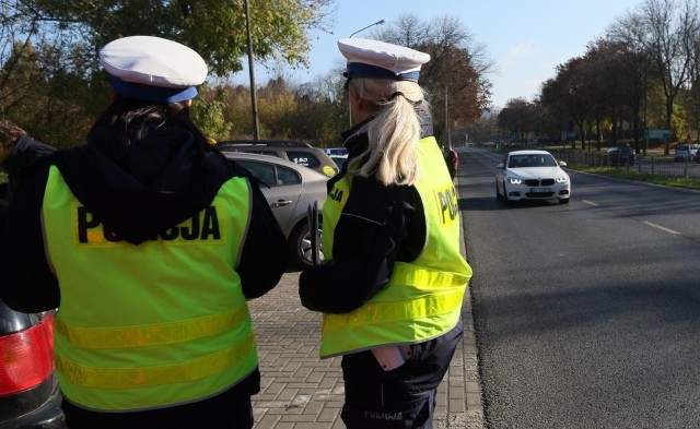 Policja będzie zwracać większą uwagę na prędkość w nocy i na terenie zabudowanym