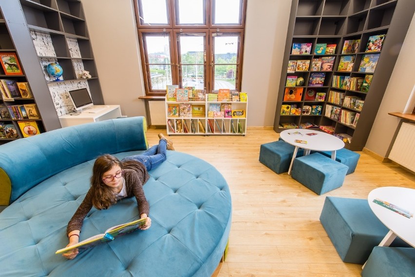 Biblioteka przy dworcu we Wrocławiu