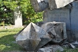 W Malborku zlikwidowano radziecki pomnik. Radny miejski nadal zastanawia się, czy są tam pochowani żołnierze