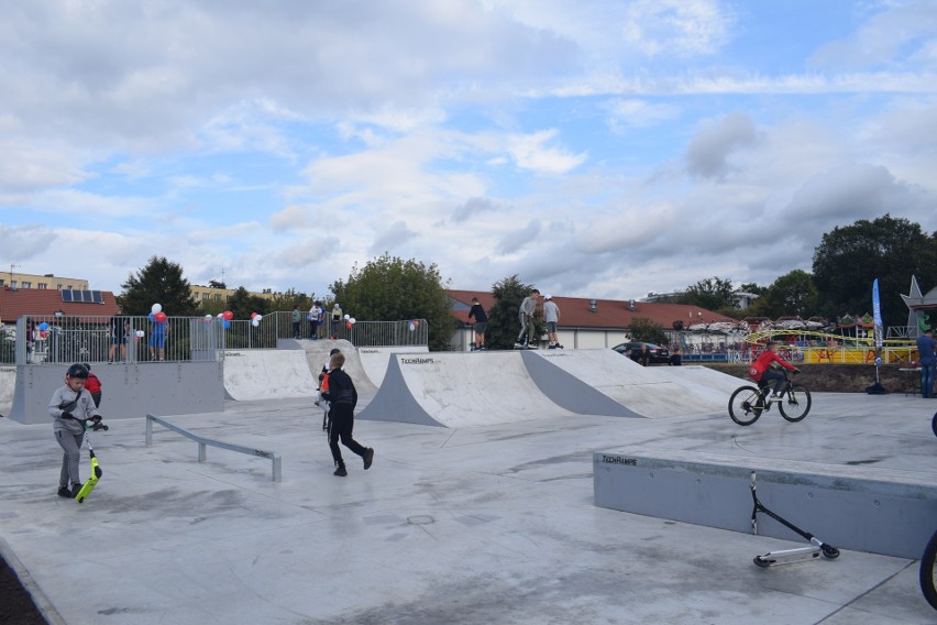 Skatepark utworzono na terenach w pobliżu amfiteatru.