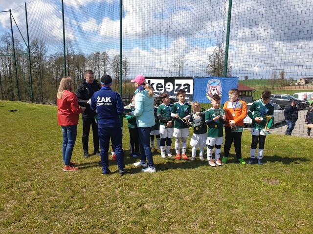 Podczas Turnieju Piłkarskiego KEEZA Zbiczno Cup 2012 w powiecie brodnickim najlepszą drużyną był Ludowy Zespół Sportowy Świedziebnia