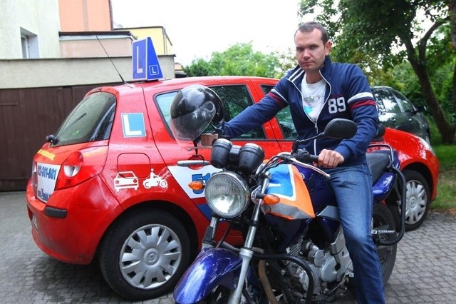 T. Leciej od stycznia nie może zgodnie z przepisami uczyć na swoim motorze