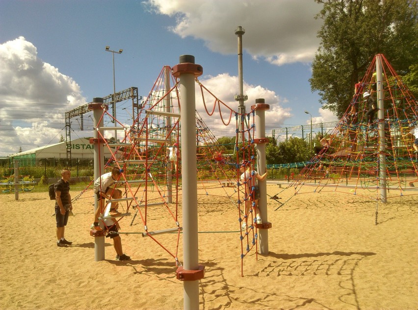 Białystok. Linarium i park trampolin na Starosielcach