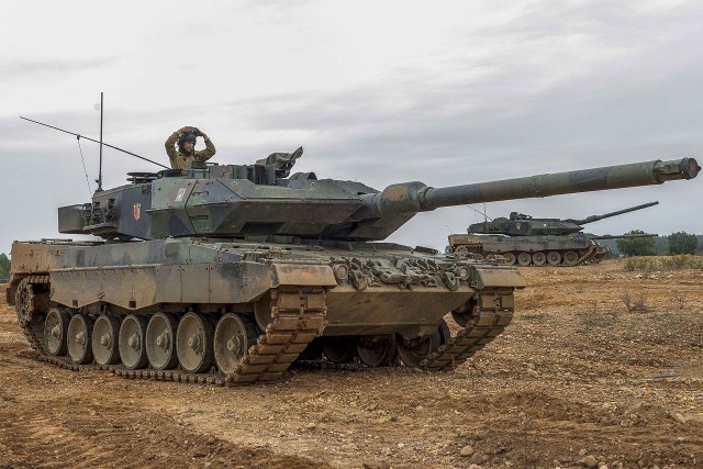 Kwestia dostaw niemieckich czołgów na Ukrainę nadal jest sporną kwestią.