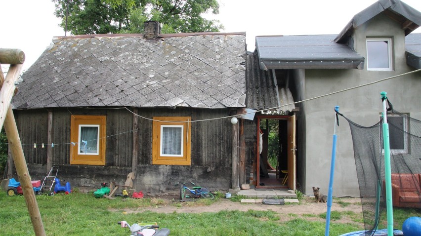 Rogienice Wielkie: Chory Dawid Rogiński potrzebuje pomocy. Muszą zdążyć przed zimą (zdjęcia)