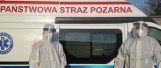 COVID-19. Strażacy - ratownicy skierowani do szpitala tymczasowego na MTP w Poznaniu