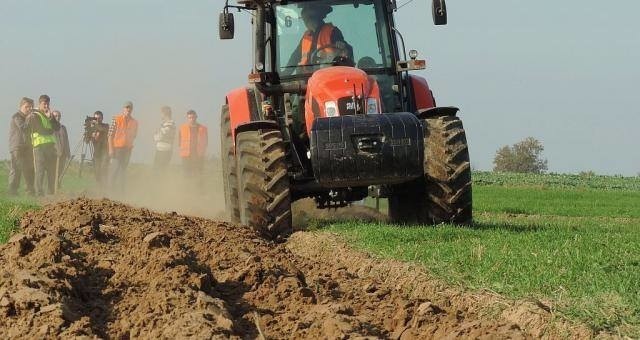 Szykuje się duże wsparcie dla rolników. Nawet do 200 tys. złotych na rozwój gospodarstw