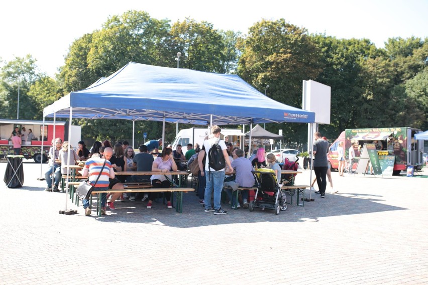 Street Food Polska Festival czyli zlot foodtrucków w Krakowie [ZDJĘCIA]