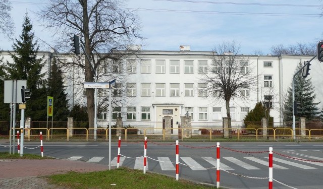 Jedną z planowanych inwestycji jest budowa siedziby Domu Kultury w budynku dawnego gimnazjum nr 2 w Końskich.