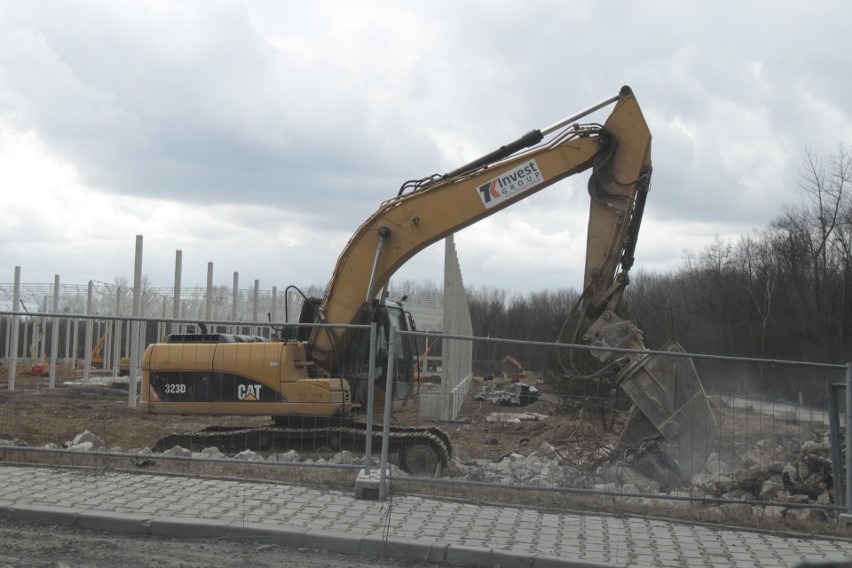Rośnie konstrukcja centrum logistycznego w Sosnowcu Milowicach. Wcześniej było tu centrum handlowe