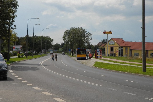 Na ul. Wojska Polskiego brakuje przejścia dla pieszych