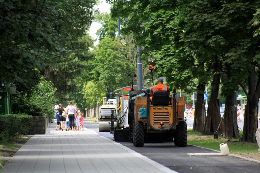 Lublin: Walizka w ręku, kot pod pachą, a droga… zamknięta. Czytelniczka skarży się na uciążliwą przebudowę