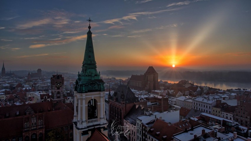 Zobaczcie jak niesamowicie prezentuje się Toruń na zdjęciach...