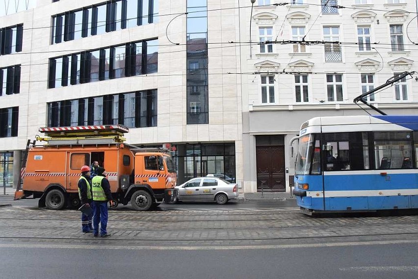 Awaria trakcji tramwajowej przy ul. Piłsudskiego