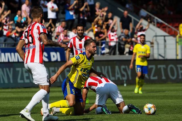 W ostatnim meczu przeciwko Cracovii w sierpniu żółto-niebiescy przegrali pod Wawelem 1:3. Czy w starciu u siebie wezmą rewanż?