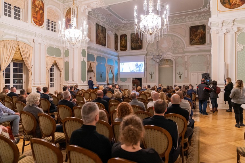 Oddali przynajmniej 20 litrów krwi, a teraz otrzymali za to...