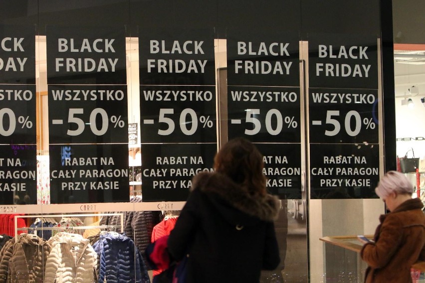 Black Friday rozpoczyna przedświąteczne szaleństwo zakupów