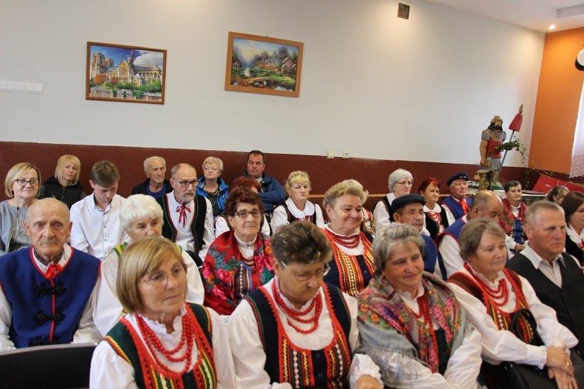 Zespół ludowy "Sobótka" z gminy Bliżyn obchodził 30 lecie istnienia (ZDJĘCIA)