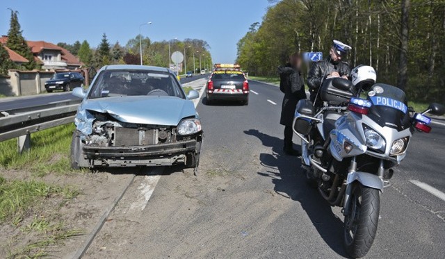 Kobieta prowadziła osobowego hyundia.