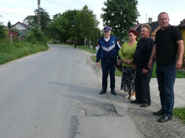 Mieszkańcy ulicy Krzywej w Jędrzejowie walczą o poprawę bezpieczeństwa od czterech lat. Bez skutku.