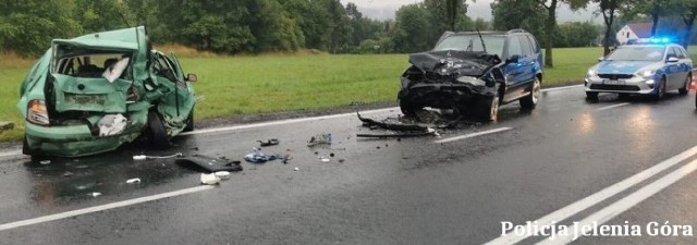 Wypadek na drodze krajowej nr 3 w Radomierzycach 22.08.2022