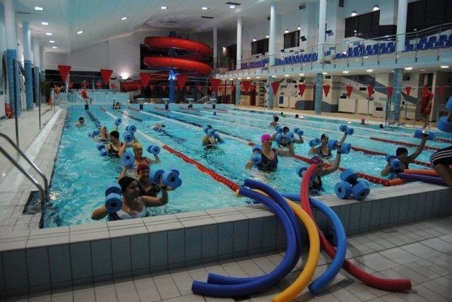 Pływalnia Na fali w MIchałowie organizuje aqua aerobic