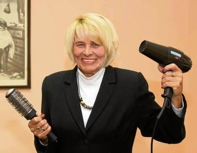 Krystyna Foltyn prowadzi dwa salony fryzjerskie FOT. ANNA KACZMARZ