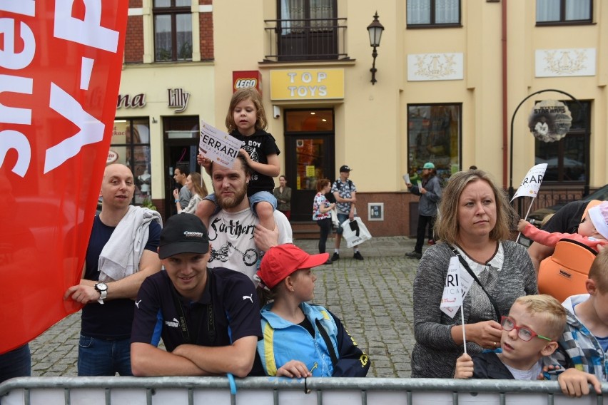 To była niesamowita gratka dla miłośników motoryzacji. Na...