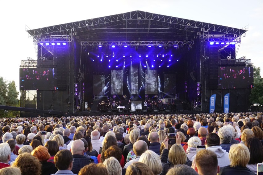 Koncert słynnej wokalnej grupy Il Divo uświetnił piątkowego...