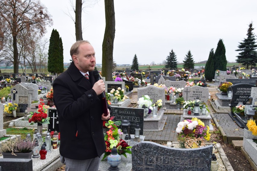 Oznaczenia grobu powstańca śląskiego śp. Rajmunda Kubiszoka znakiem pamięci „Tobie Polsko” – Lubecko