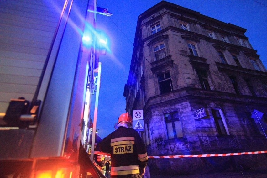 Wrocław: Tragiczny pożar przy Kniaziewicza. Nie żyje 52-letnia kobieta (ZDJĘCIA)