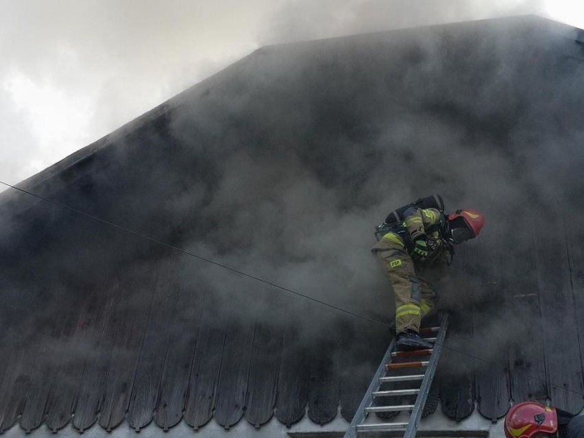 Sygneczów. Ogień zabrał im wszystko. Trwa zbiórka funduszy na odbudowę domu