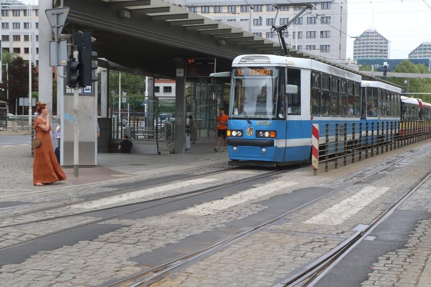 Wszystkie linie tramwajowe z wyjątkiem linii 3, 10, 11 i 15...