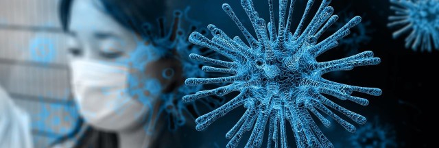 Nadchodząca zima może upłynąą pod znakiem zmagań z nowym wariantem koronawirusa.