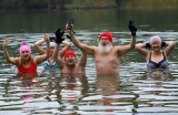 Rusza sezon na morsowanie. Tak wyglądała kąpiel w Zalesiu pod Toruniem [zdjęcia]