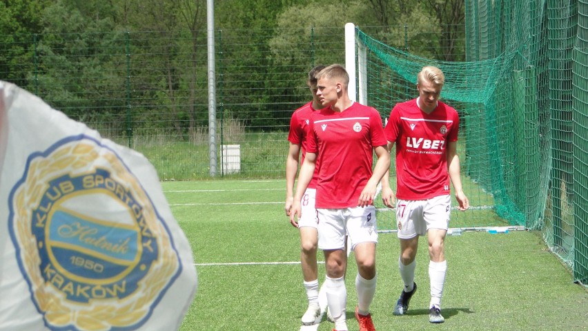 Mecz CLJ U18 Hutnik - Wisła Kraków 15 maja 2021 roku