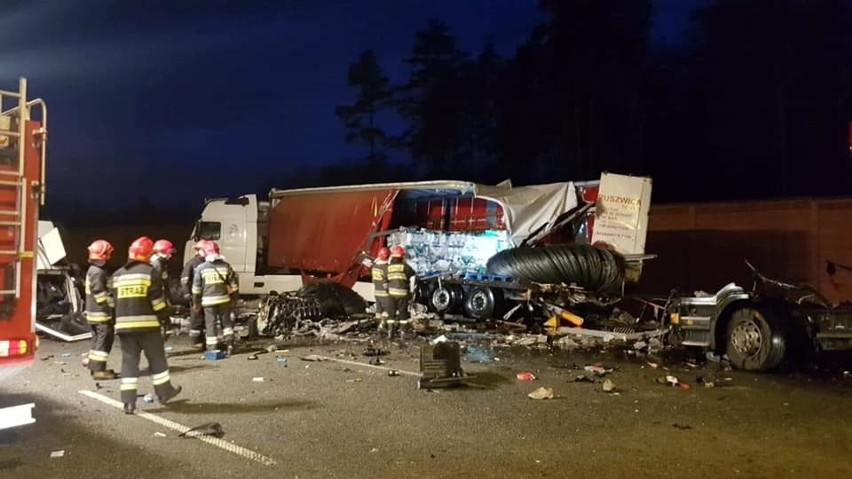 Do groźnego wypadku na A1 doszło na wysokości Knurowa. Trasa...