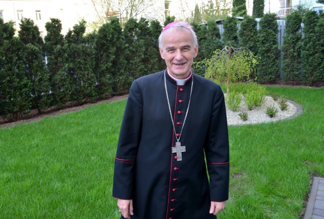 18 kwietnia - przypada 20. rocznica święceń biskupich księdza biskupa Mariana Florczyka z diecezji kieleckiej.>>>ZOBACZ ARCHIWALNE ZDJĘCIA NA KOLEJNYCH SLAJDACH