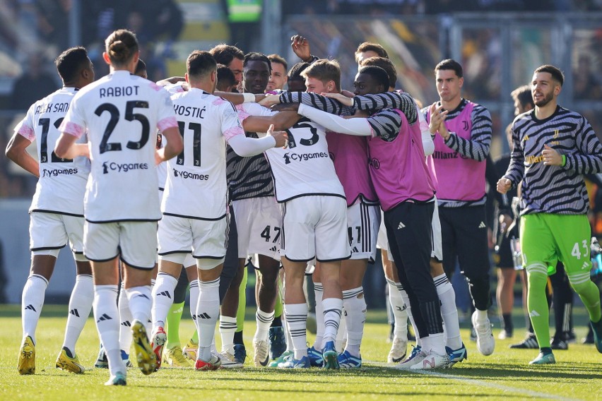 Serie A. Juventus Turyn z Wojciechem Szczęsnym i Arkadiuszem Milikiem rzutem na taśmę wygrywa w przedświątecznej kolejce z Frosinone