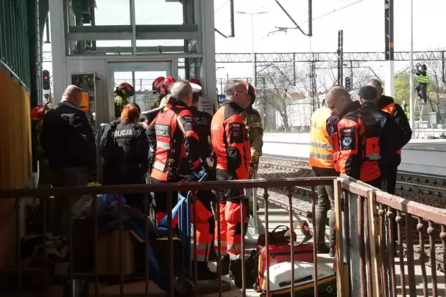 Na dworcu kolejowym w Legnicy zginął mężczyzna naprawiający windę 