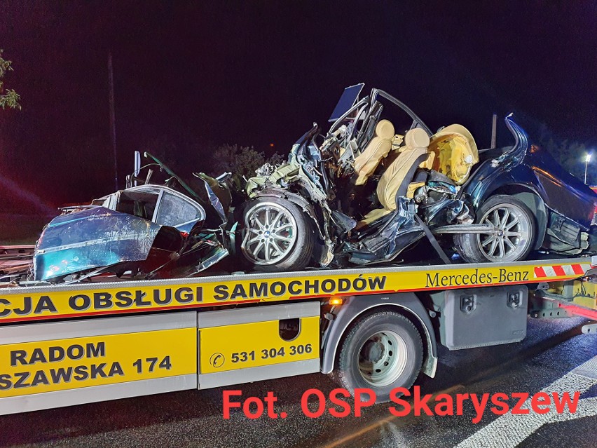Makabryczny wypadek w gminie Skaryszew! W zderzeniu czołowym samochodu osobowego i ciężarówki zginęła jedna osoba