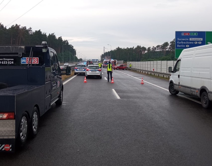 Wypadek na S3, w okolicy Szczecina. Jedna osoba jest ranna