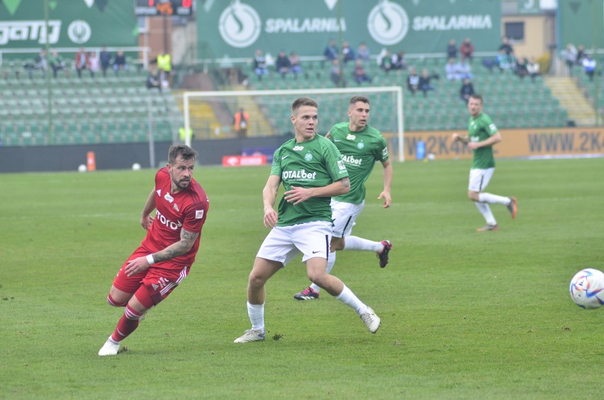 Konrad Matuszewski 4 (grał do 64 minuty)...