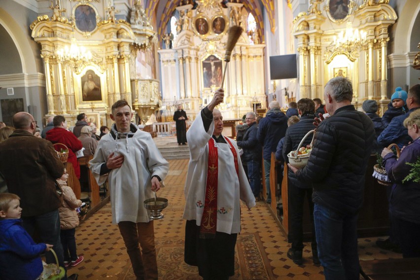 Dziś Wielka Sobota, dzień w którym pakujemy pokarm do...