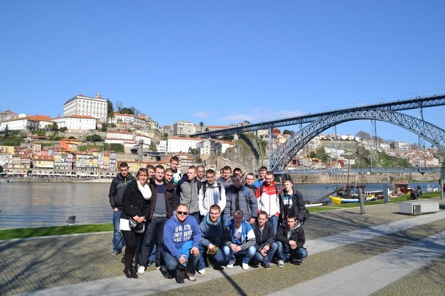 Uczniowie technikum elektrycznego zwiedzali między innymi Porto.