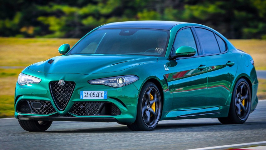 Alfa Romeo Giulia Quadrifoglio...