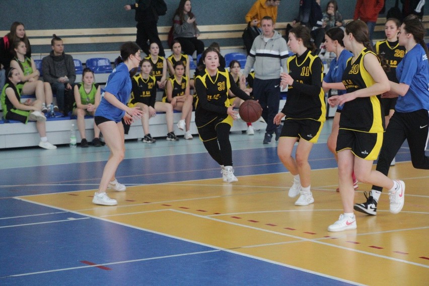 Wojewódzki Turniej Koszykówki Dziewcząt 2021 - Skarżysko-Kamienna