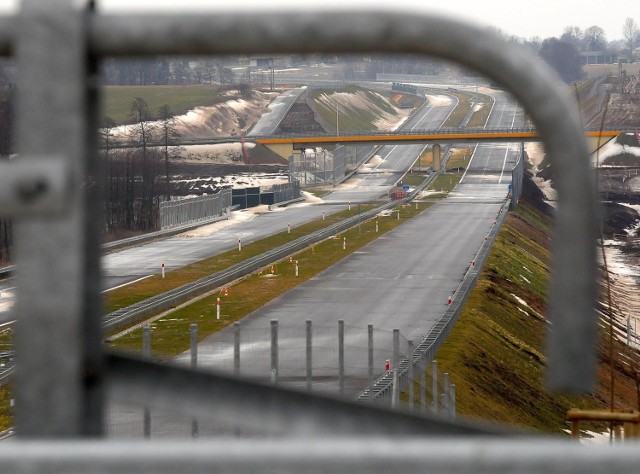 Kontynuacja budowy S17 do Warszawy też jest na rządowej liście drogowych priorytetów. Na razie z opóźnieniem realizowana jest obwodnica Lublina i odcinek między węzłami Lublin Sławinek i Jastków