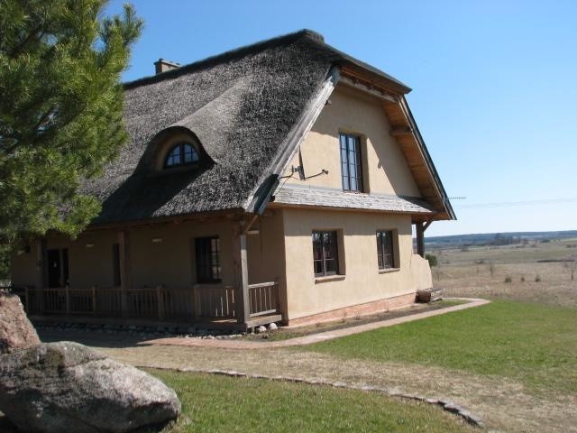 Jednym z uczestników konkursu jest gospodarstwo agroturystyczne Dom na Krańcu Świata. Znajduje się ono w Łapiczach w okolicy Kruszynian. Dom gościnny usytuowany jest wśród łąk, nieopodal lasów, na terenie parku krajobrazowego Natura 2000.